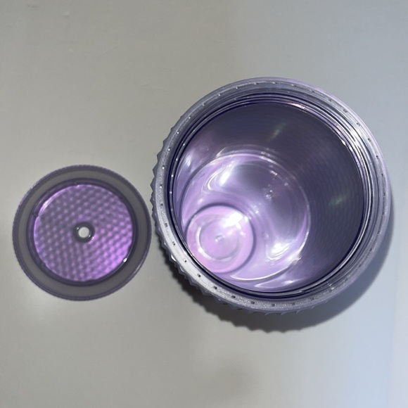 Starbucks venti tumbler Holiday Ice, 2021 - Picture 5 of 5